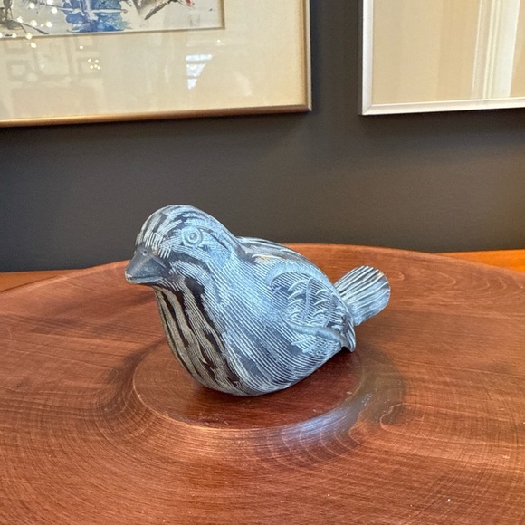 Inuit Soapstone Bird Sculpture, First Nations Art, hand carved Stone Bird - Picture 3 of 14